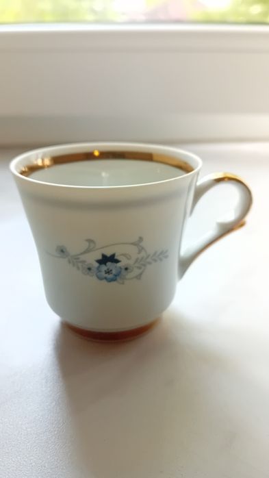 Antyczna filiżanka Karolima