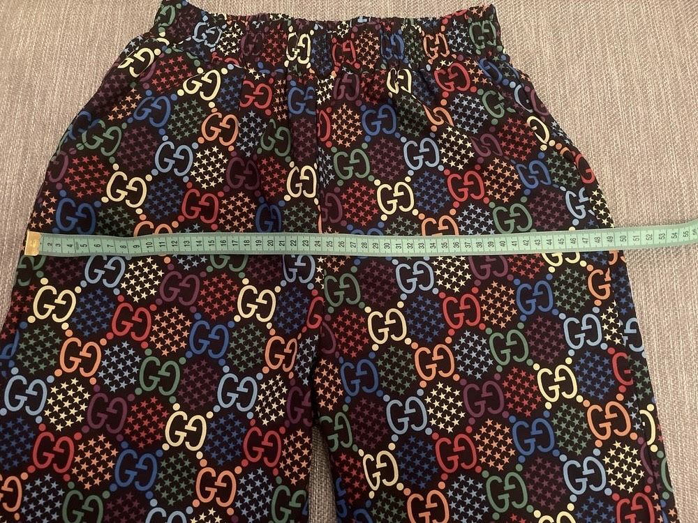 Костюм Gucci на д/ж, р.42-44. Оригинал.Состояние новой вещи.