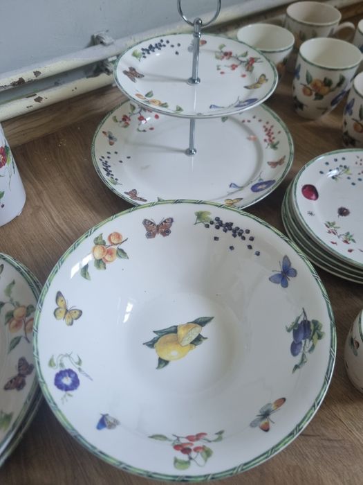 Zastawa stołowa- kawowa z kolekcji "Fruit & Flowers" Janneke Brinkman