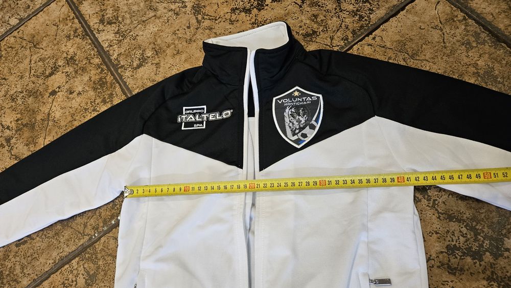 Клубний костюм,новий.