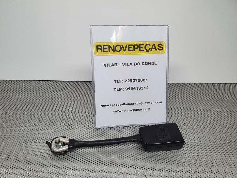 Encaixe de cinto frente esquerdo FIAT Doblo Combi (119_, 223_)