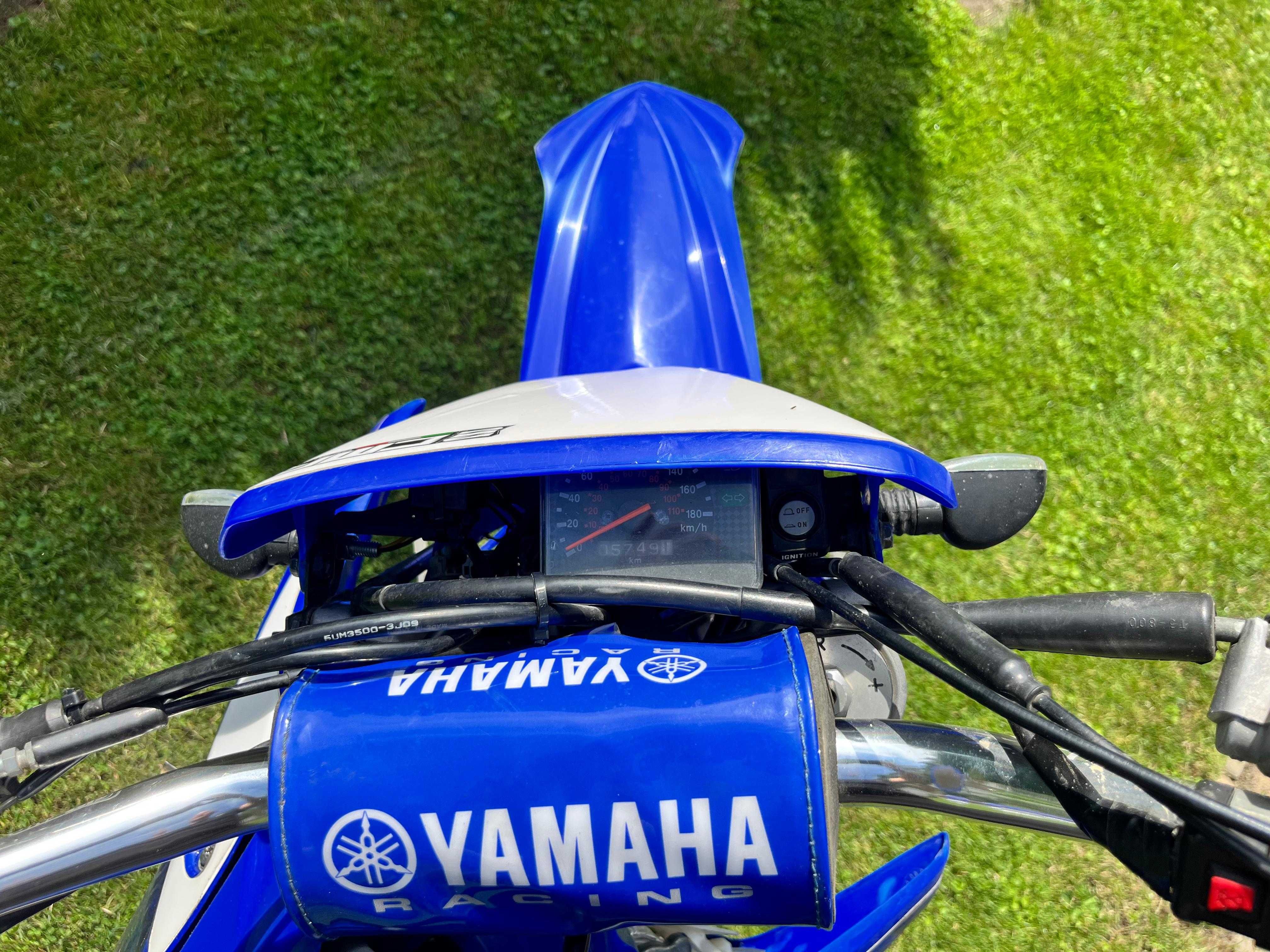 Cross Yamaha motor