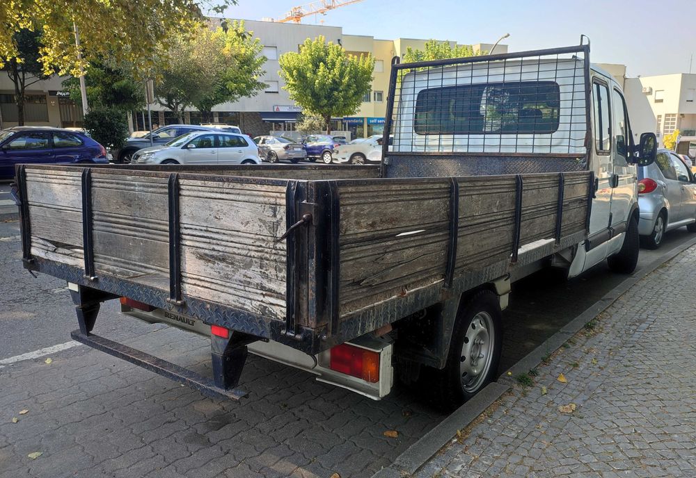 Renault Master Ligeiro de Mercadorias 7Lugares + Caixa carga 3,20m