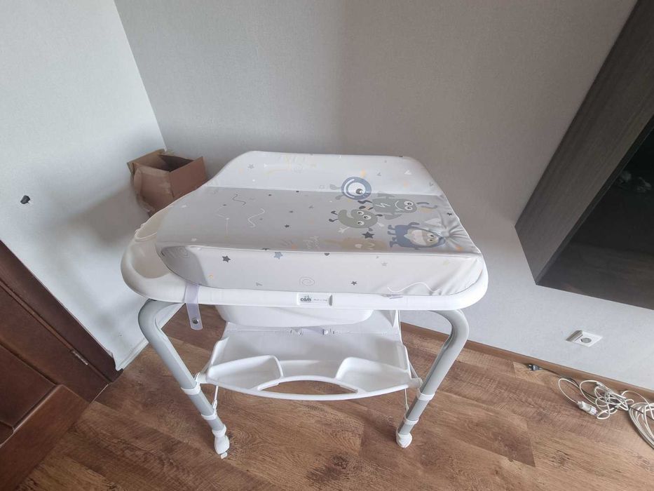 Пеленальный столик с ванночкой