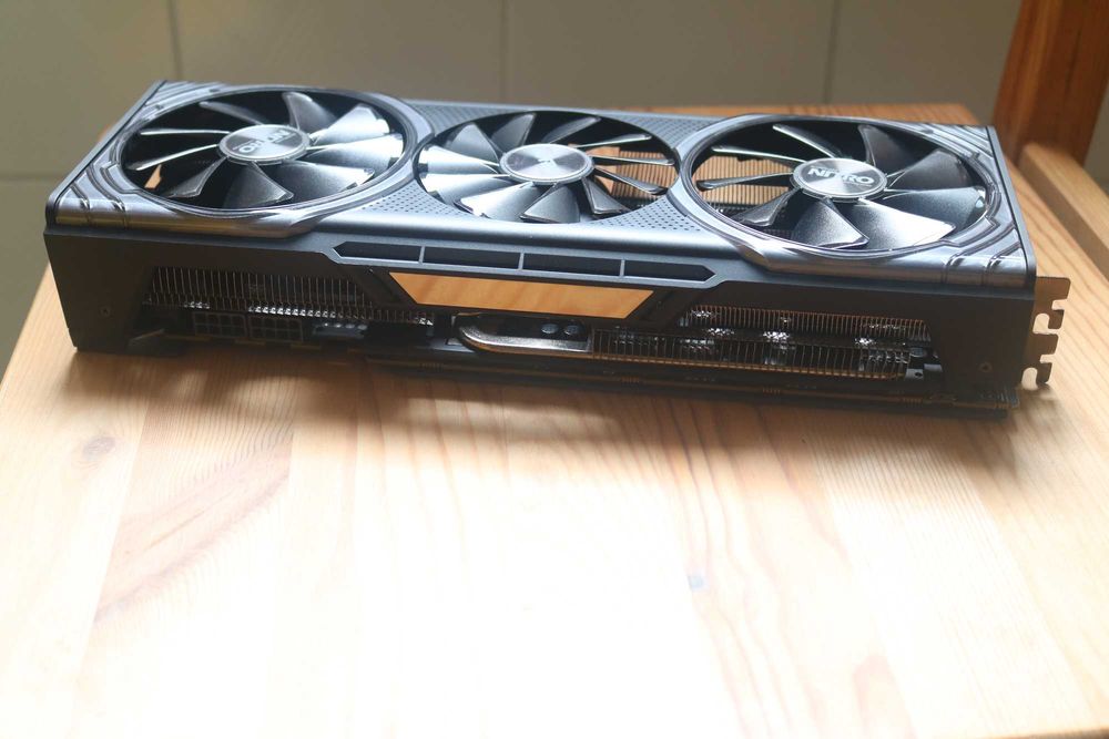 AMD Radeon RX Vega 64 8GB Sapphire Nitro+