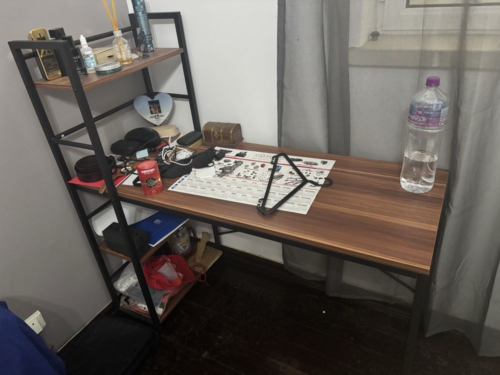 Mesa de secretária