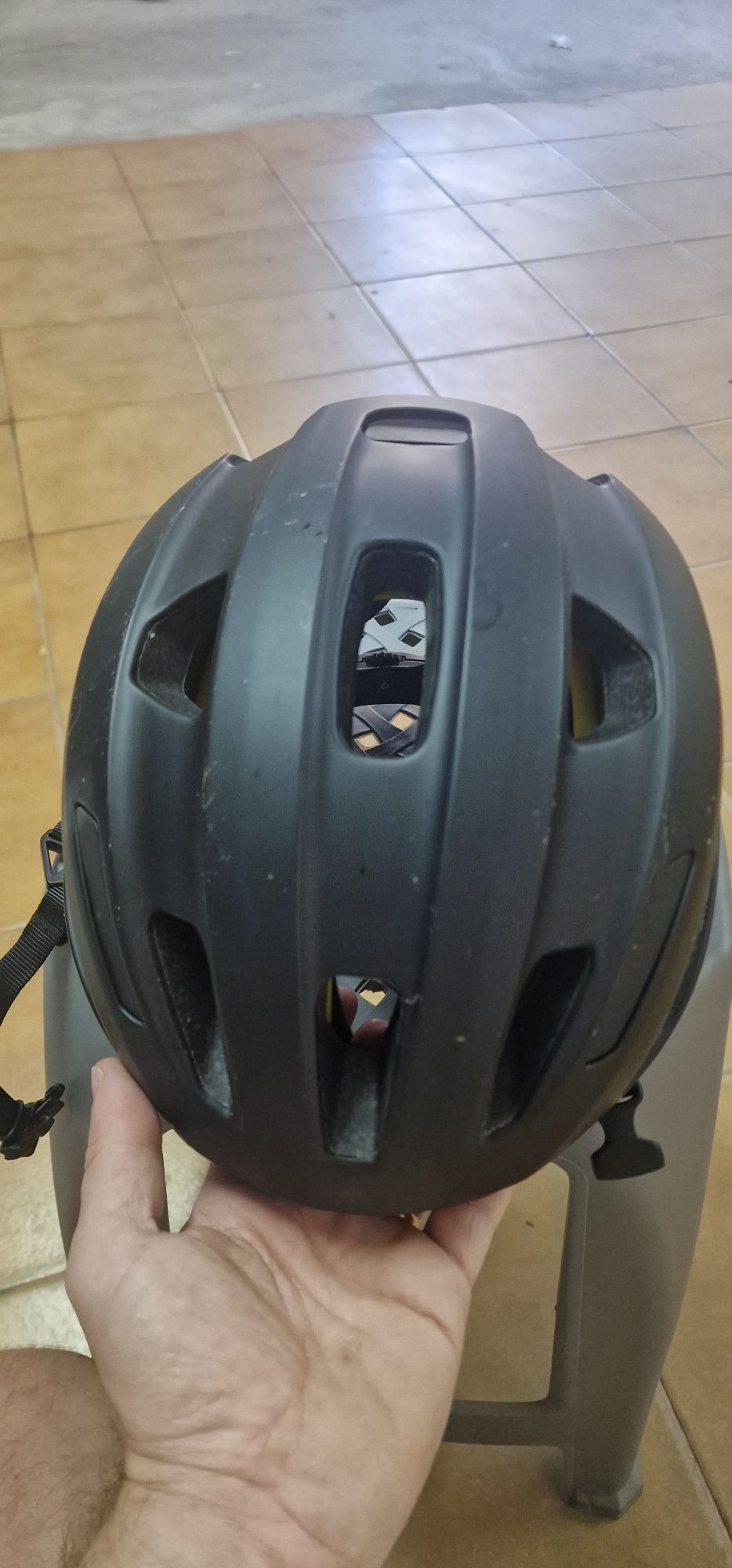 Capacete specialize
