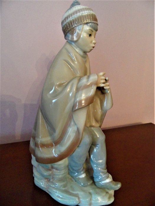 Porcelanowa figura Lladro NAO andyjski pastuszek.
