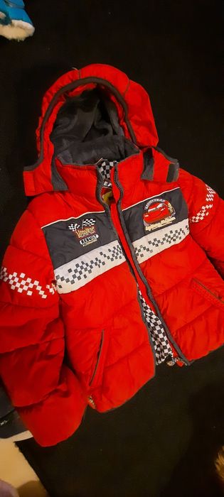 Casaco de Menino. Tema Faísca Mcqueen.