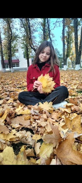 Рубашка на дівчинку підлітка