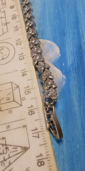 Браслет-Доріжка "Серця" з блискучими кристалами – Елегантна Класика