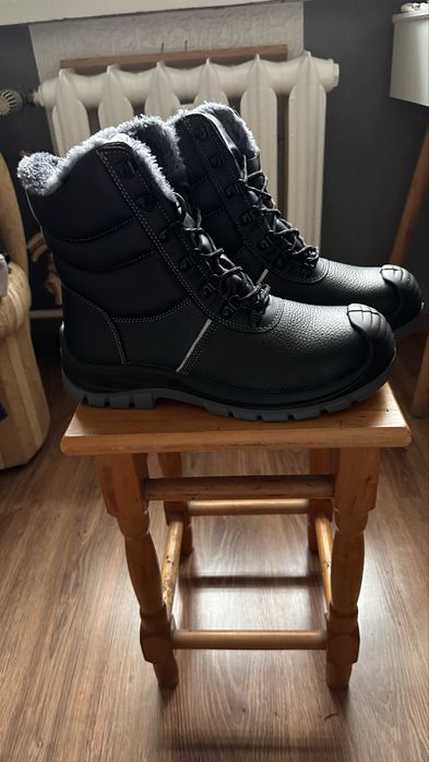 Buty robobicze ocieplane rozmiar 44