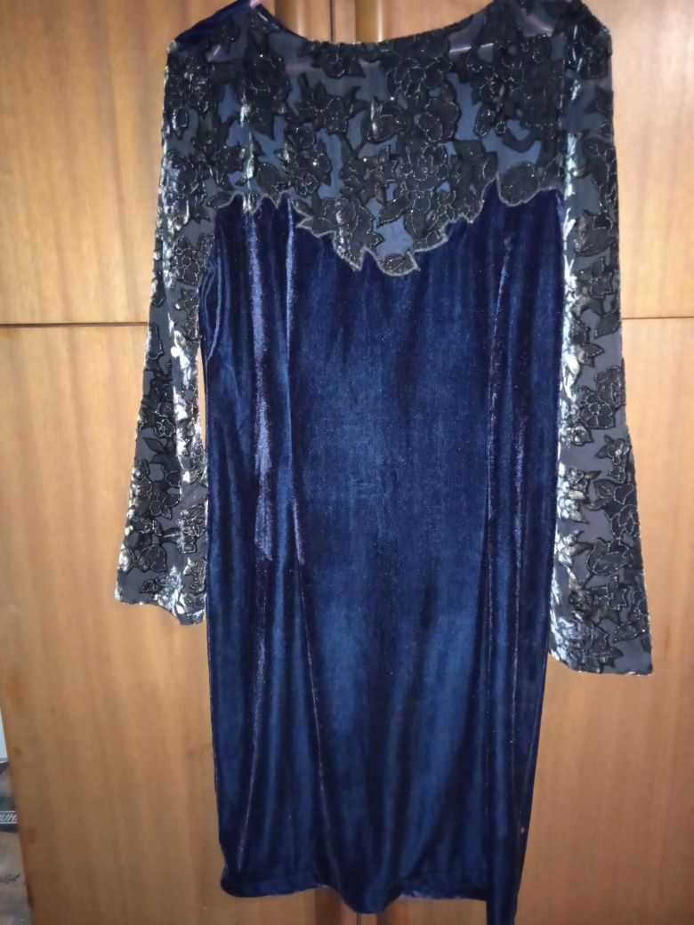 Платье велюровое, р. 48 (L), темно-синие