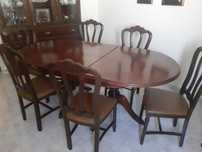 Mesa extensível em bom estado
