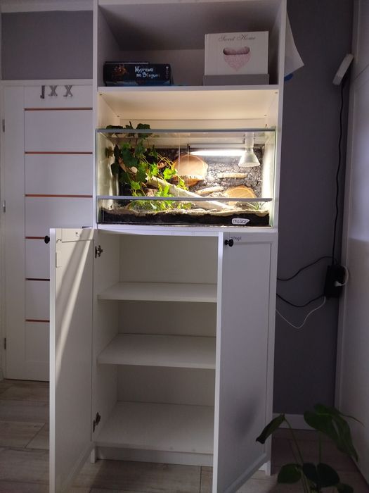 Szafka z terrarium dla gekona, węża, jaszczurki