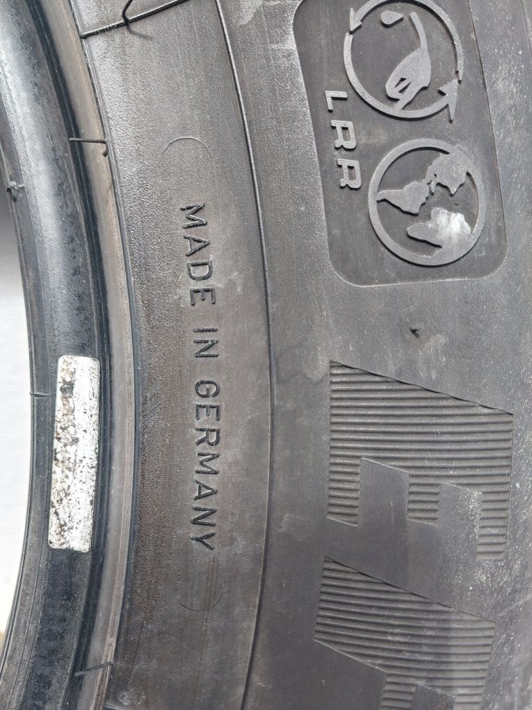 Opony Goodyear 225/65/17 EfficientGrip SUV 4x4 dot. 0916