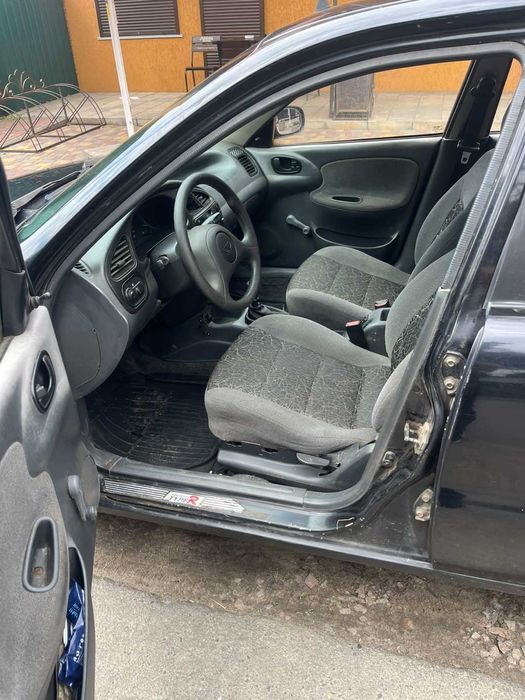 Продам авто део сенс 1,3 2006 р чорний