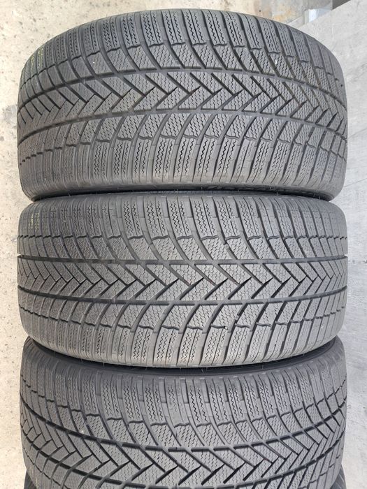 Резина зимова, 245/40 R19 Bridgestone Blizzak LM005 (арт. 13649)