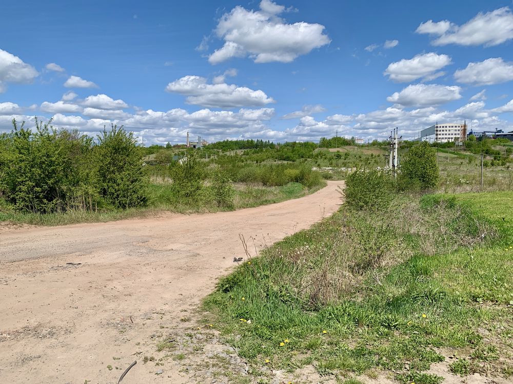 Продаж комерційної ділянки площею 30 соток, с. Давидів (вул. Кар'єрна)