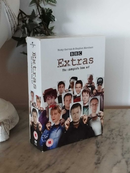 Extras, Série DVD Completa