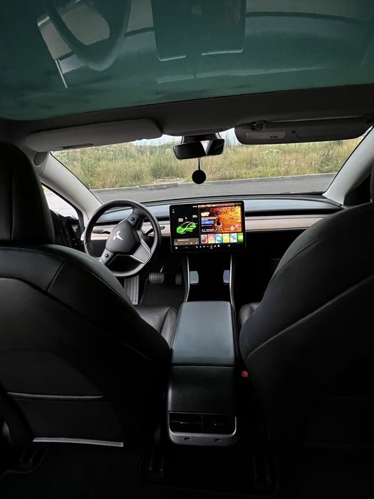 Продам Tesla Model 3