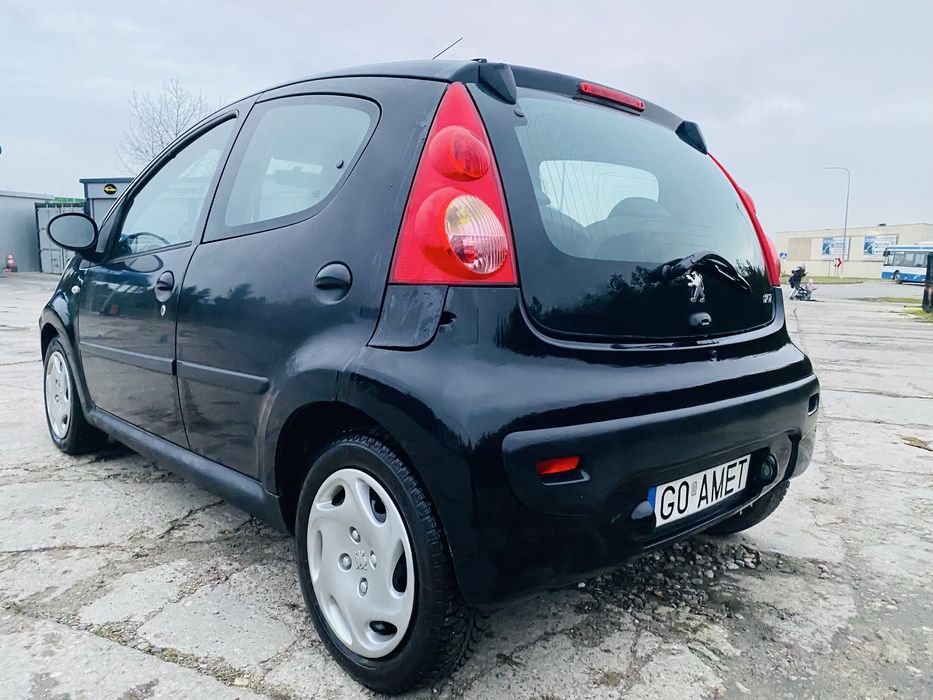 Peugeot 107 1.0 2006r 5-drzwi Klimatyzacja