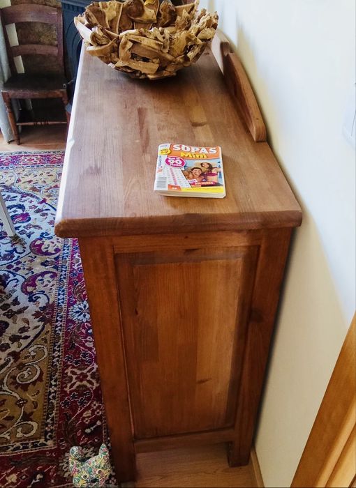 Optimo Movel rustico em madeira