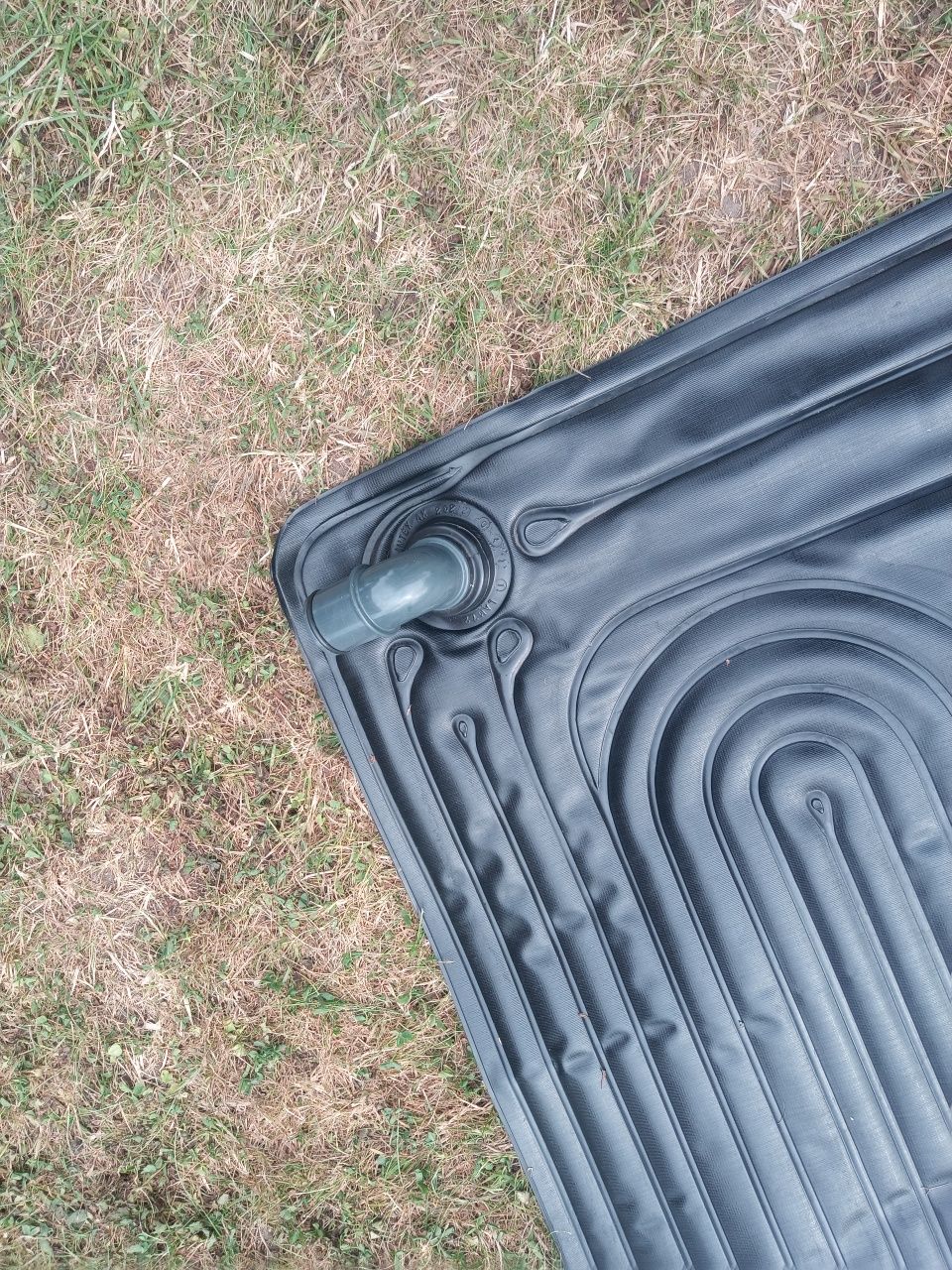 Mata podgrzewająca wodę w basenie 120cmx120cm INTEX