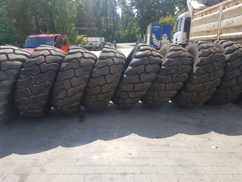 23.5 r 25 Goodyear skalna