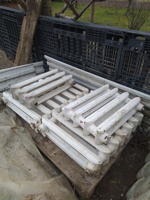 Радіатори опалення чавунні