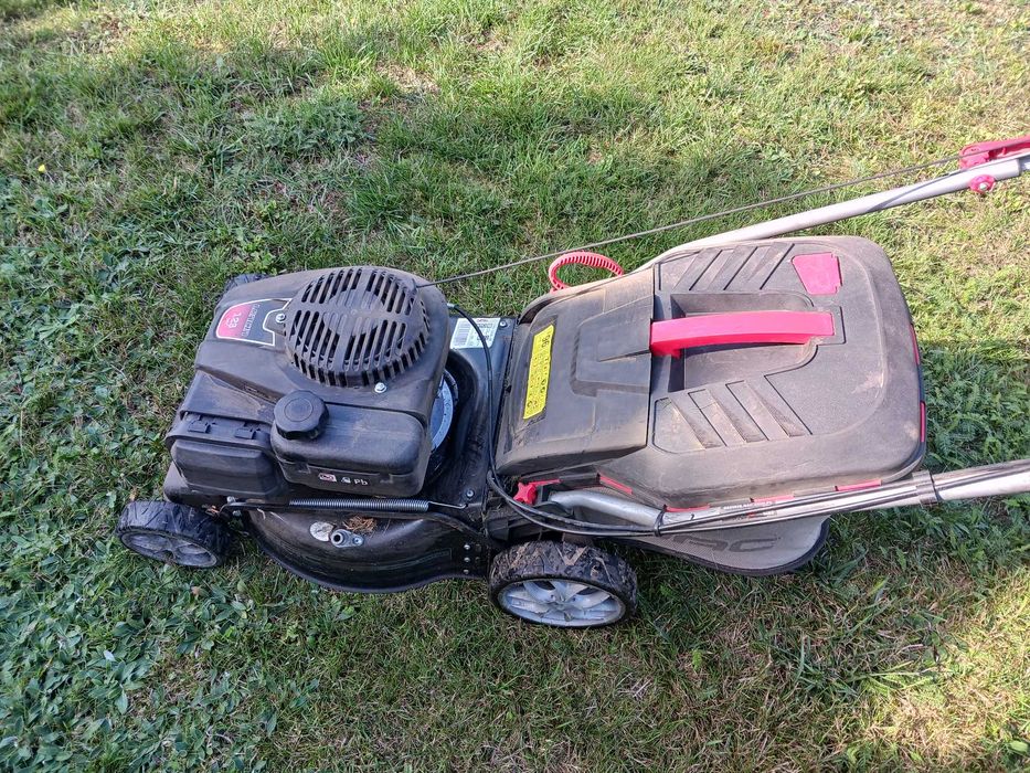 Kosiarka spalinowa z napędem NAC