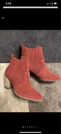 Червоні чоботи, чобітки  замша  next оригінал 38.5-39 розмір