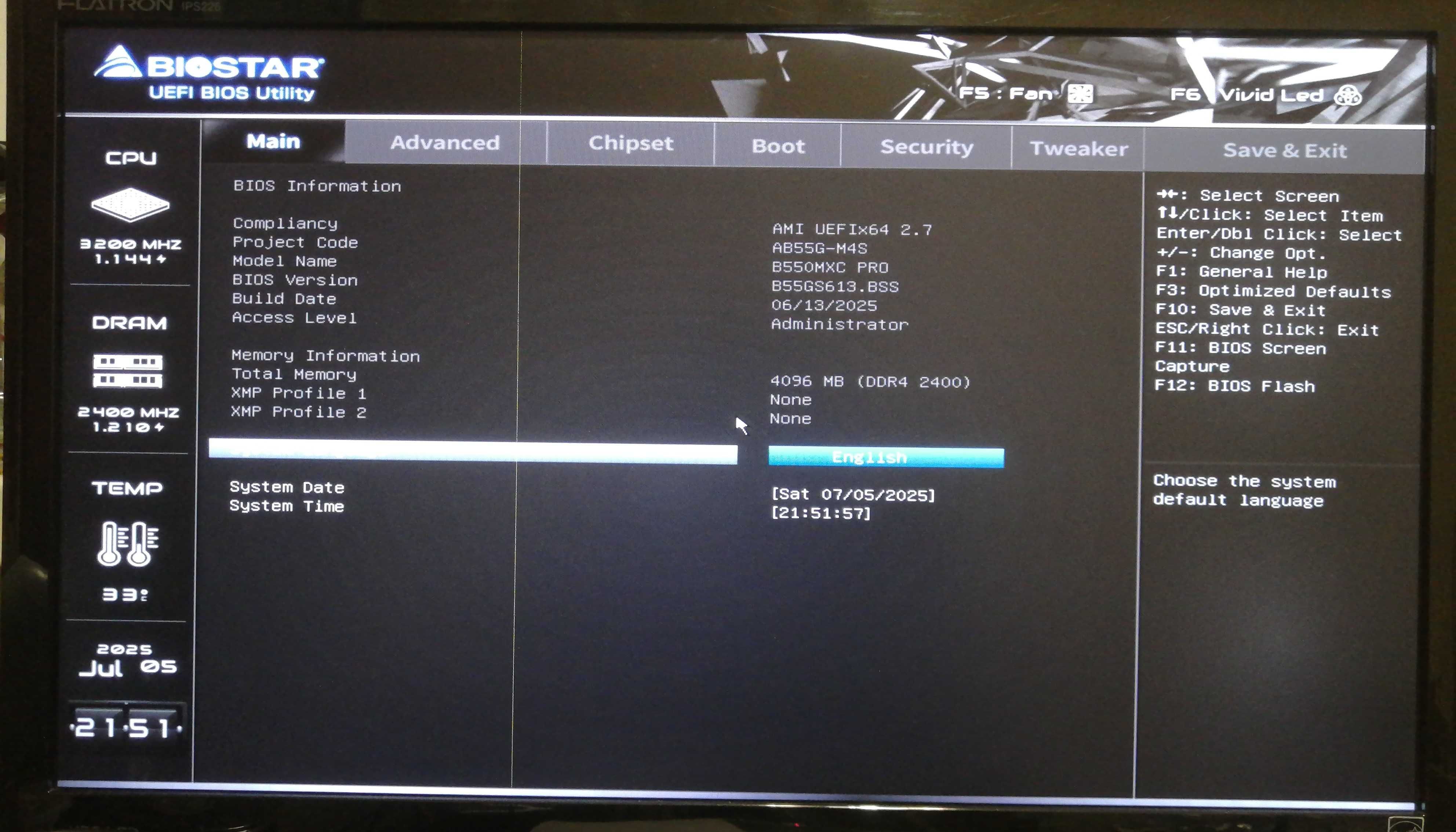 Продам материнскую плату на чипсете B550, Socket AM4, DDR4.
