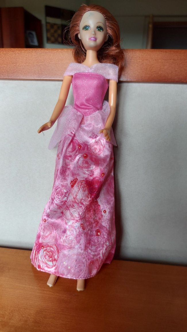 Boneca Barbie fashionista