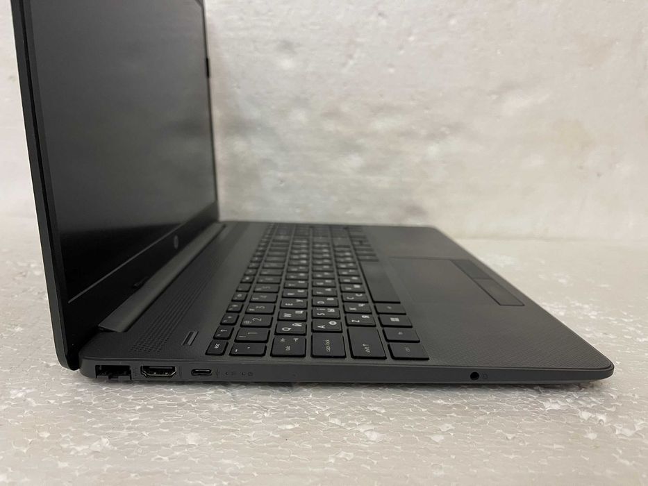 Игровой СВЕЖАК!! HP 255 G8 + (RYZEN на 12" ЯДЕР) + 16 RAM + КАК НОВЫЙ!