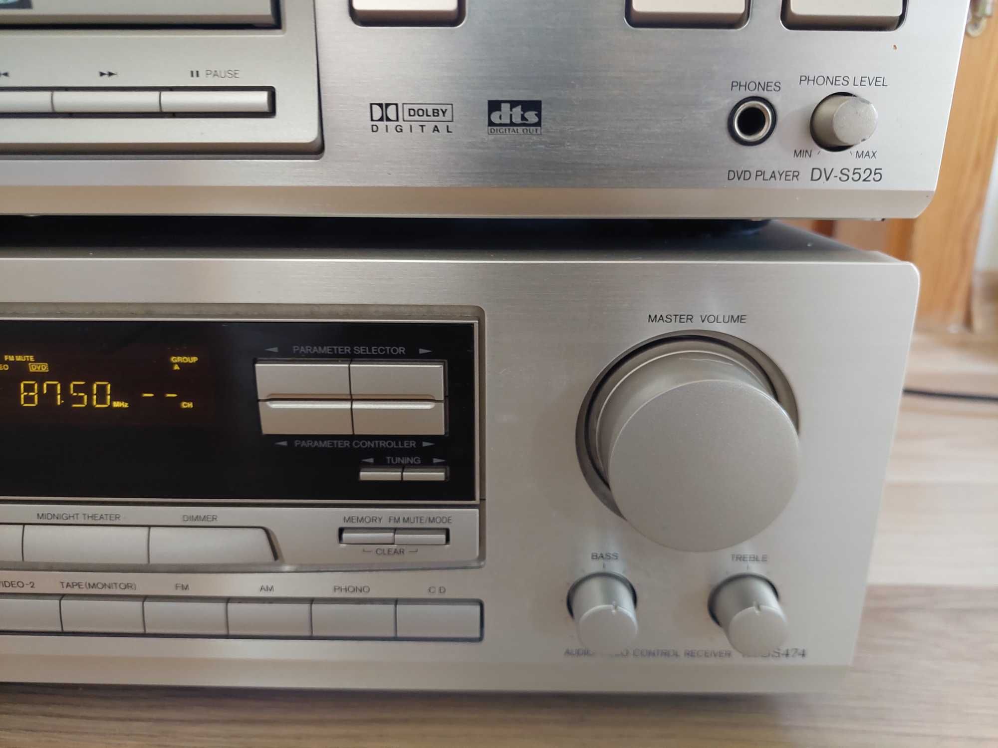 ONKYO odtwarzacz DVD(CD) DV-S525 + kontroler AUDIO/VIDEO TX-DS747