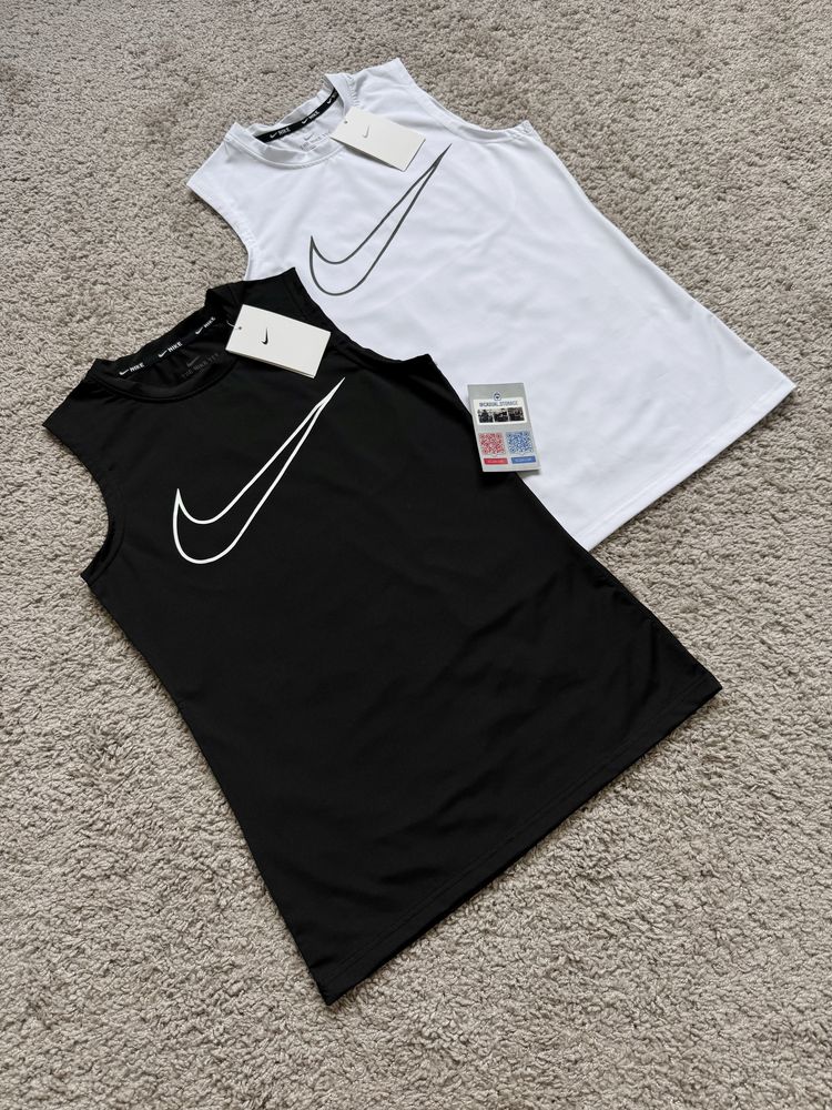 Майка Nike для спорта (компрессионная майка)