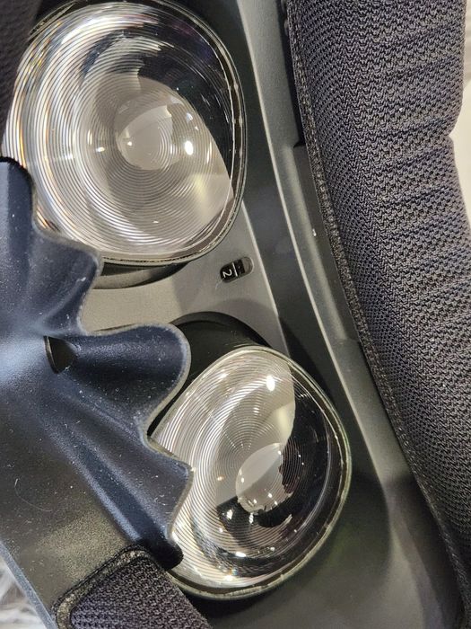 Meta Oculus quest 2 256Gb VR гарнітура (без контроллерів)