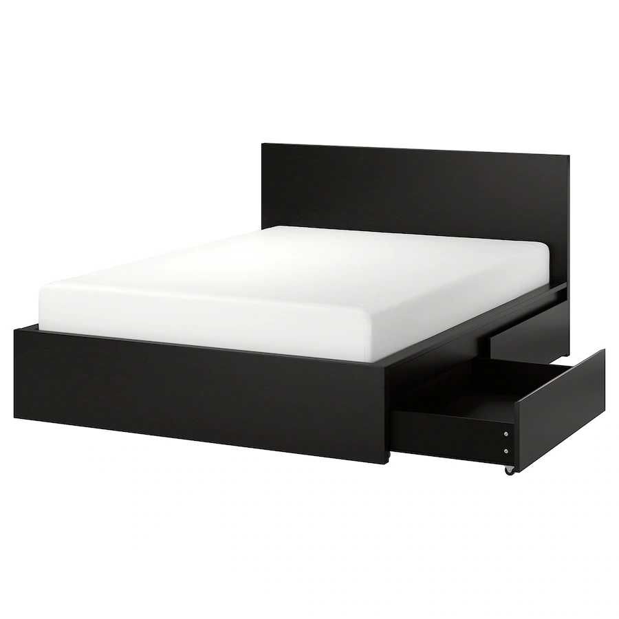 Czarna rama łóżka Ikea z 4 szufladami