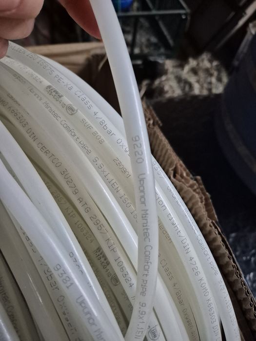 Elementy do najniższego ogrzewania podłogowego Uponor Minitec