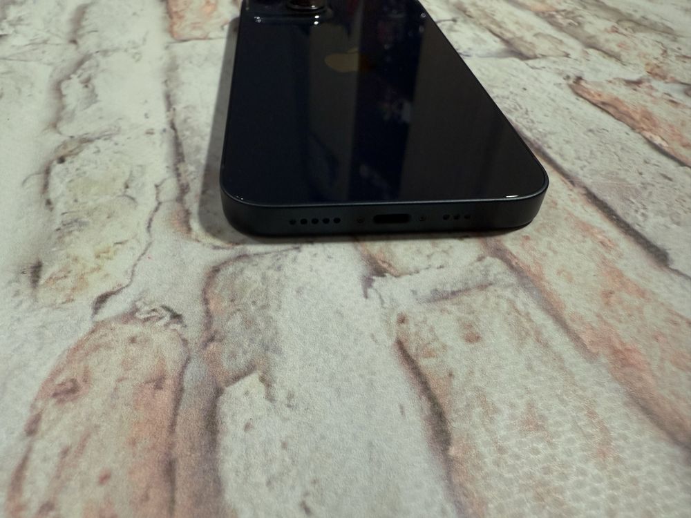 Iphone 14 128gb neverlock Global Midnight 505$
