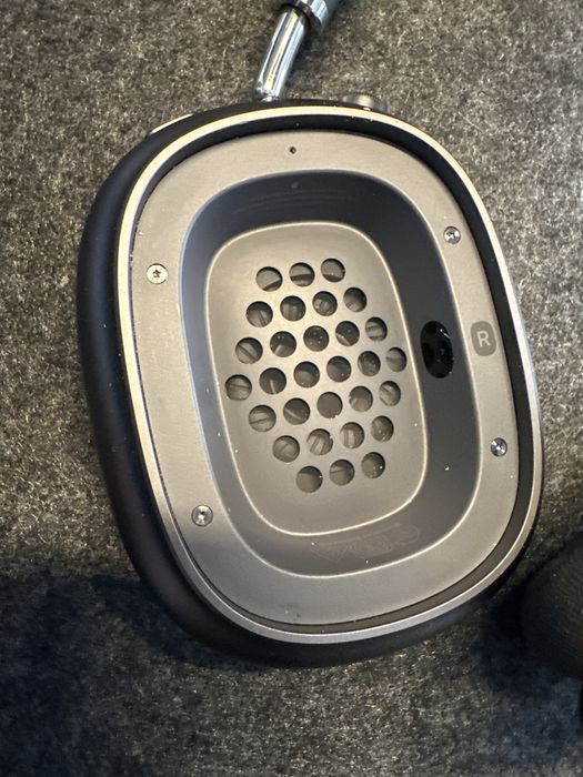Airpods Max como novos