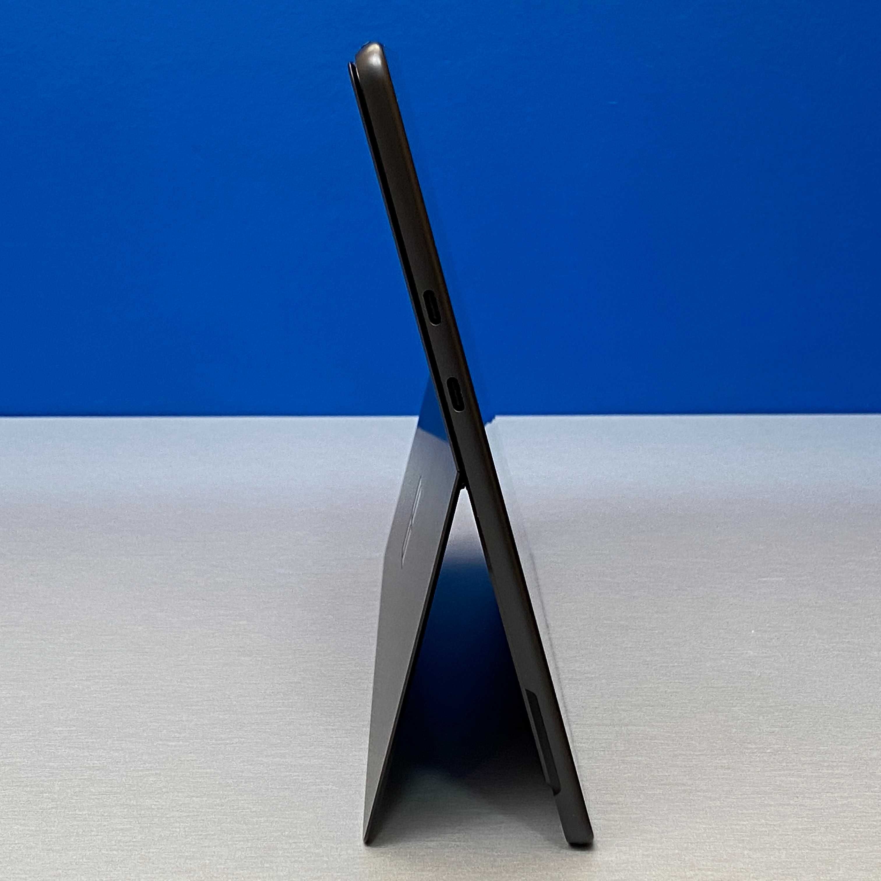 Microsoft Surface Pro 11 - 13" OLED (Snapdragon X Elite/16GB/256GB)