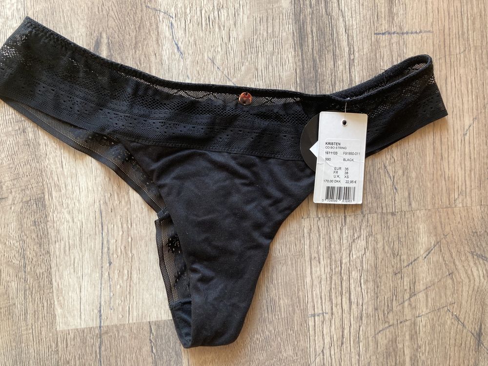 Stringi czarne koronkowe femilet nowe z metką rozm. 36