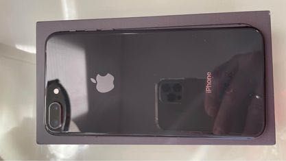 Продам Iphone 8 plus