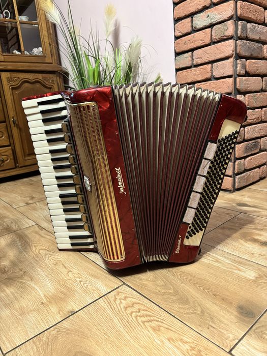 Akordeon Weltmeister Gigantilli V