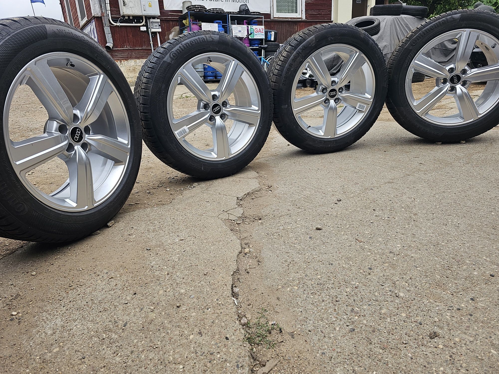 Koła Zimowe-NOWE- Audi Q7-Q8 R20 5x112-Continental 255/50/20