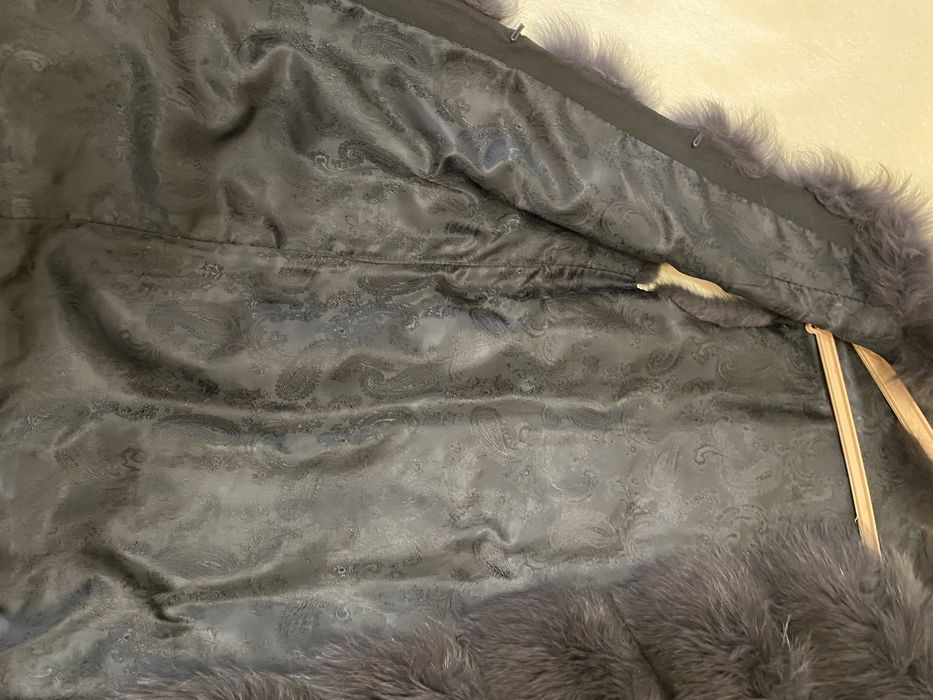 Меховая жилетка состояние хорошее