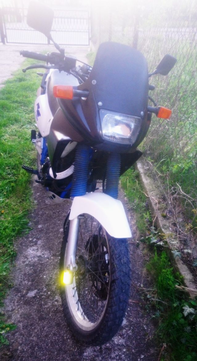 Suzuki DR 650 RS