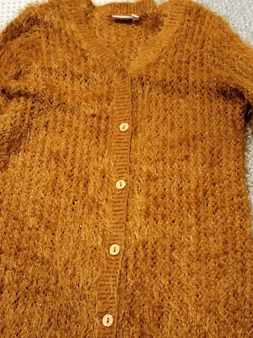 Sweterek rudy 134-140